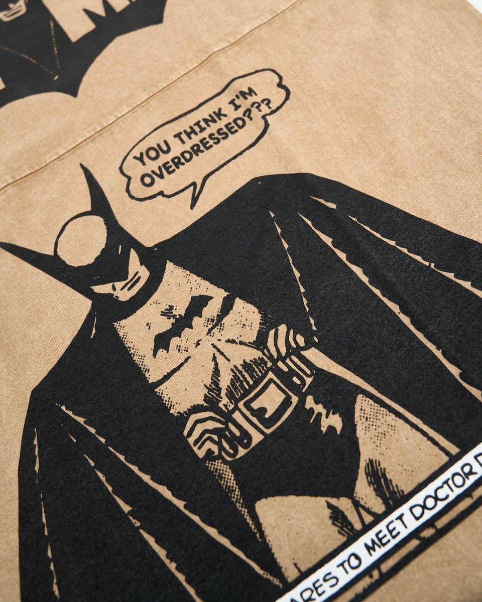 Batman™ Dressed to Impress Spirit Jersey® with a close up on batman