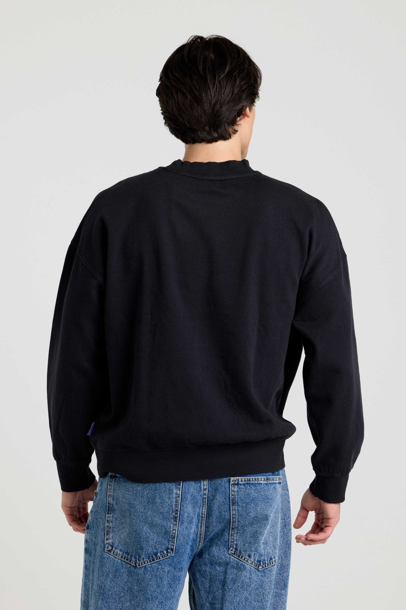 Sustainable Fleece Crew Neck Pullover Sweatshirt 2