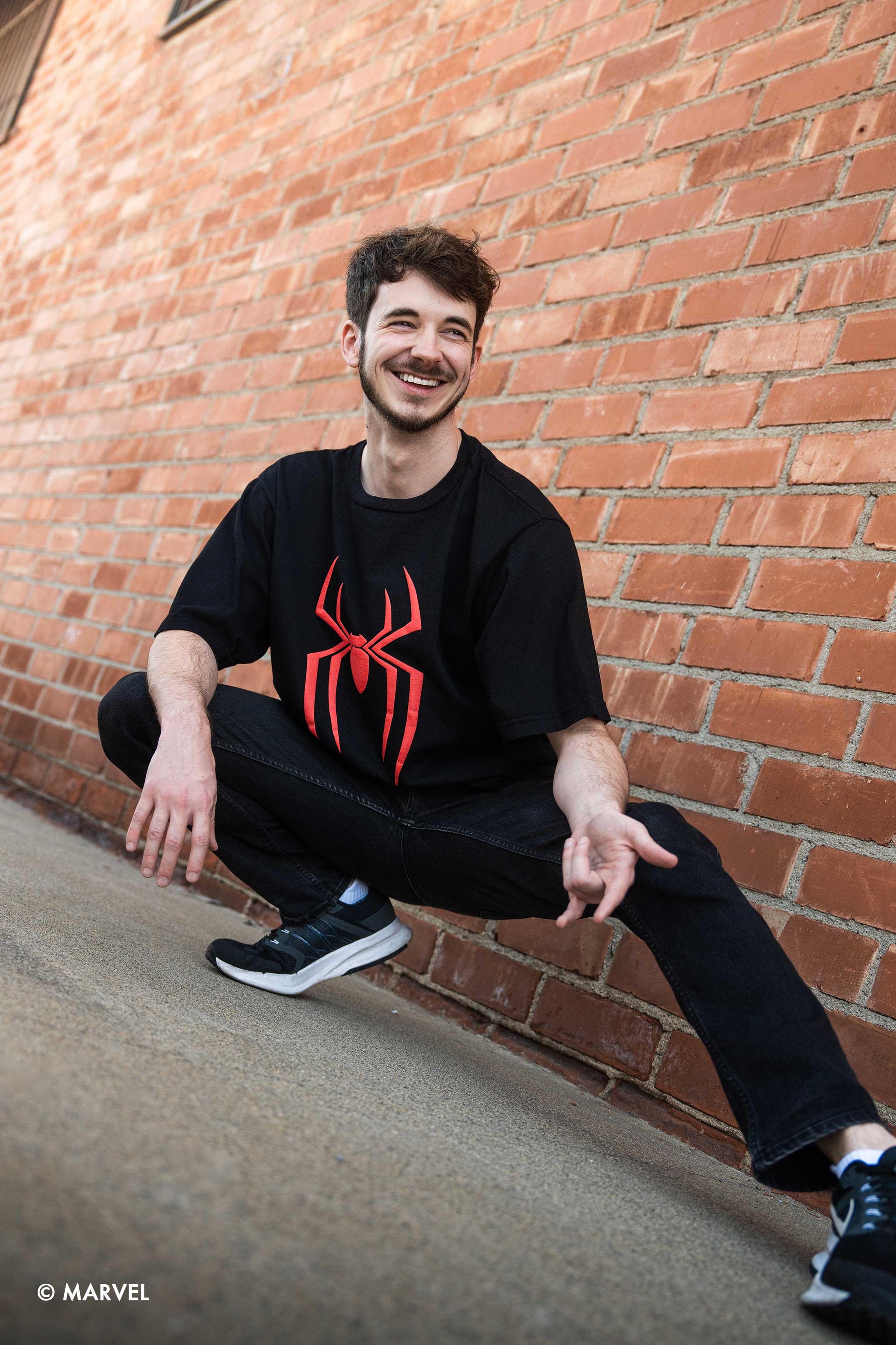 Marvel Spider-Man Great Power & Responsibility Relaxed Tee