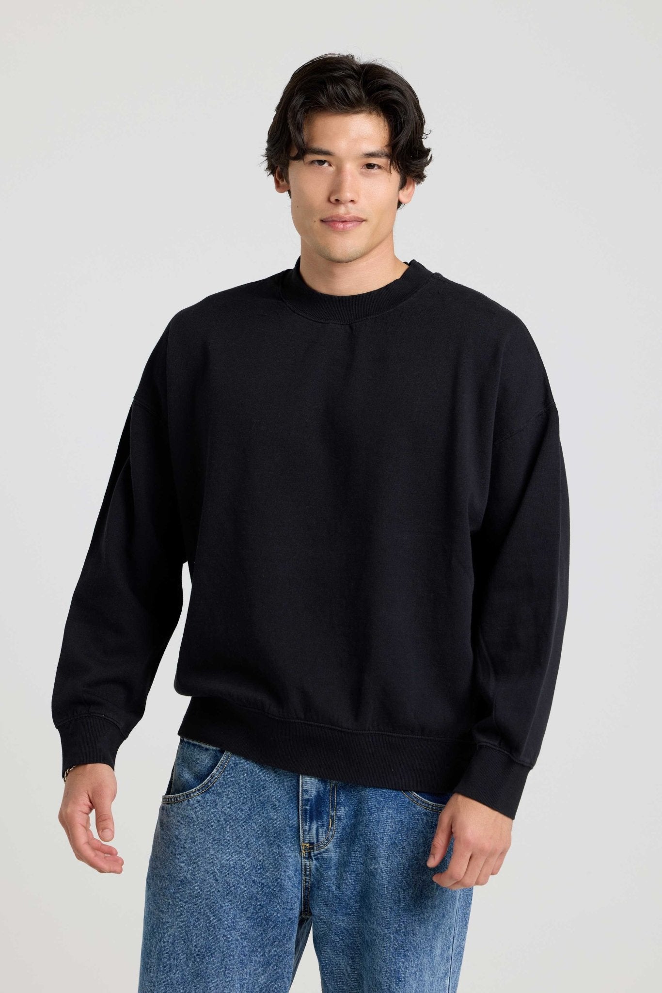 Sustainable Fleece Crew Neck Pullover Sweatshirt 1