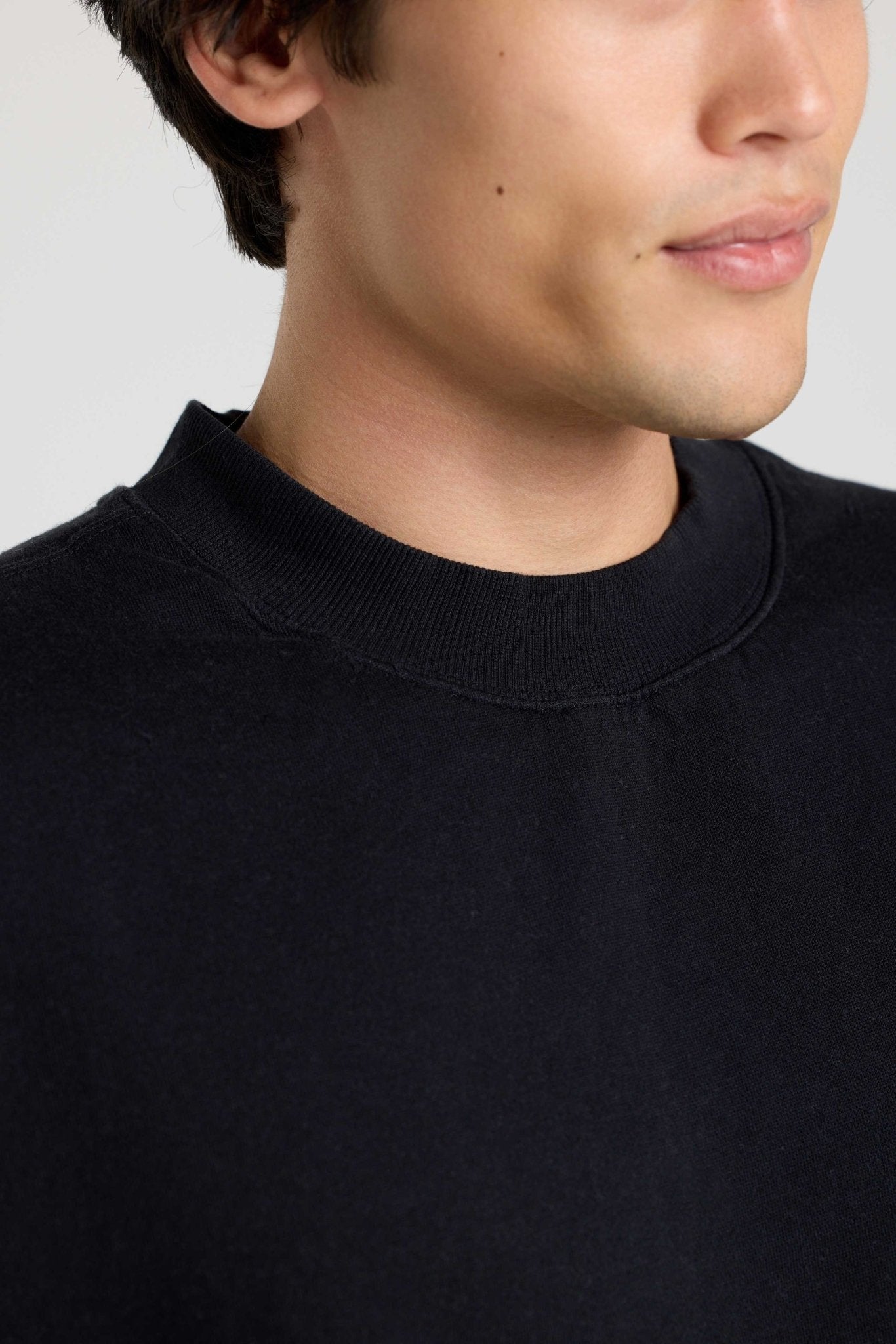 Sustainable Fleece Crew Neck Pullover Sweatshirt 6