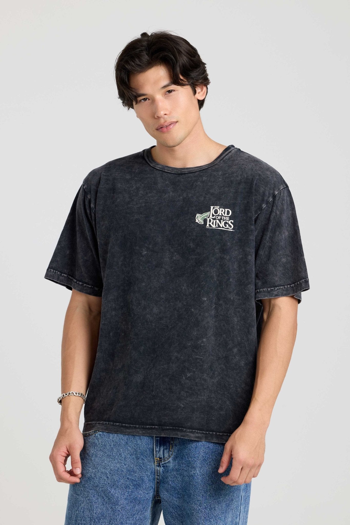 The Fellowship, The Lord of The Rings™ Relaxed Tee 6