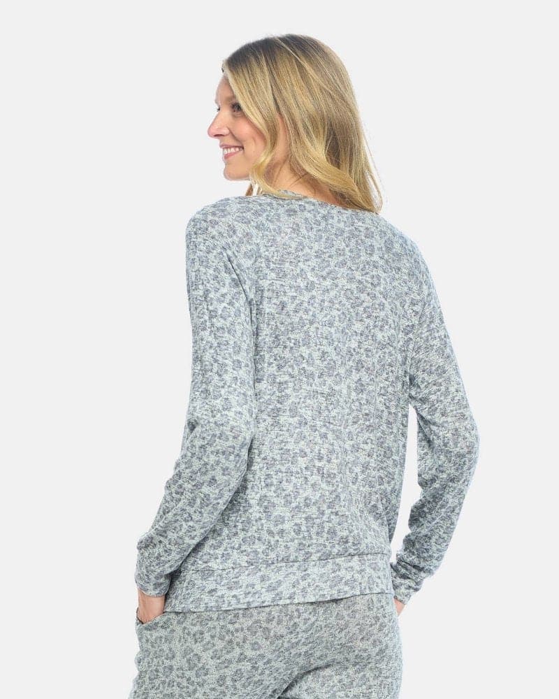 Women's Brushed Raglan Printed Lounge Pullover - spiritjersey.com